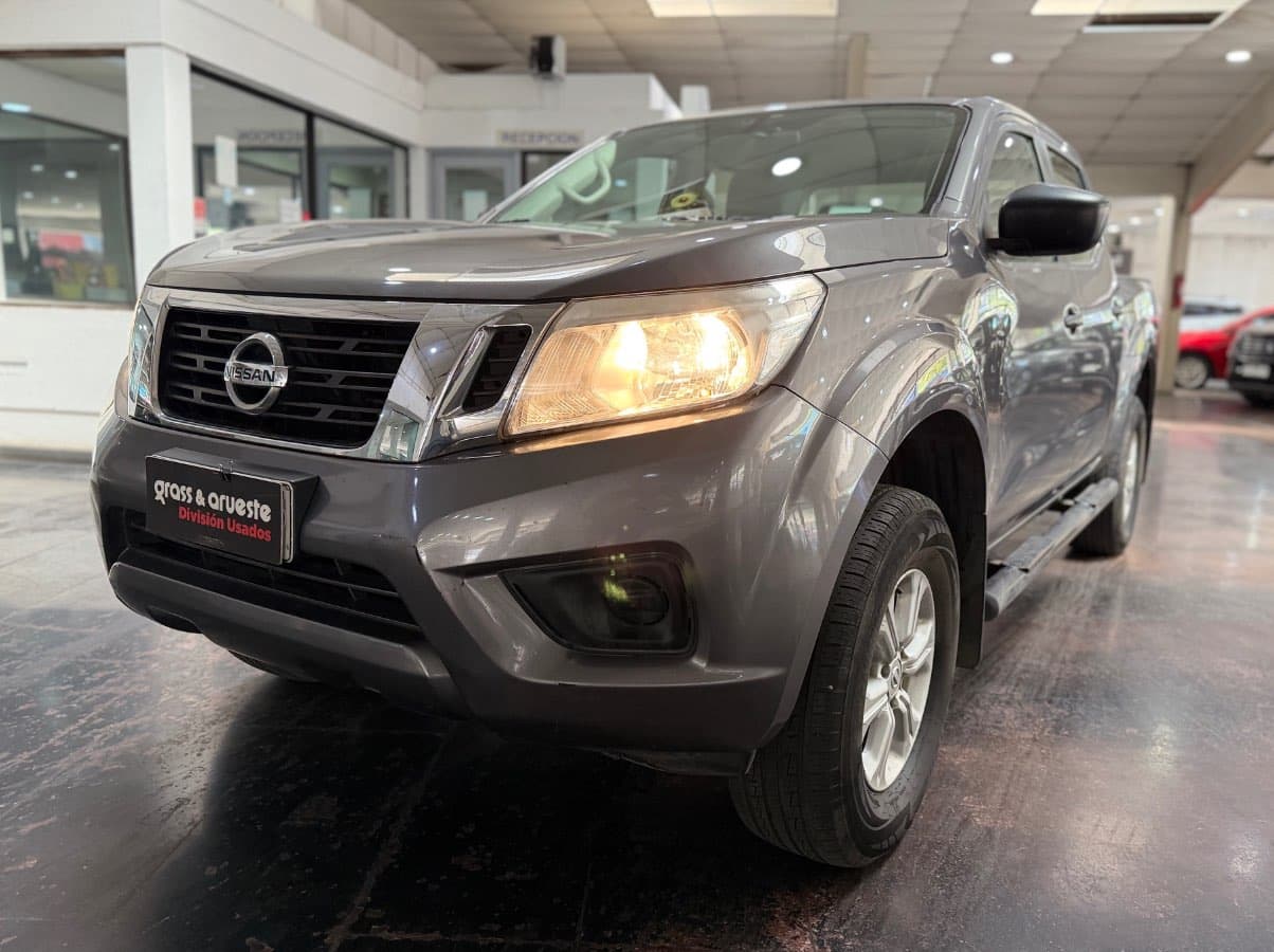 Nissan NP300 2018 (1/19)