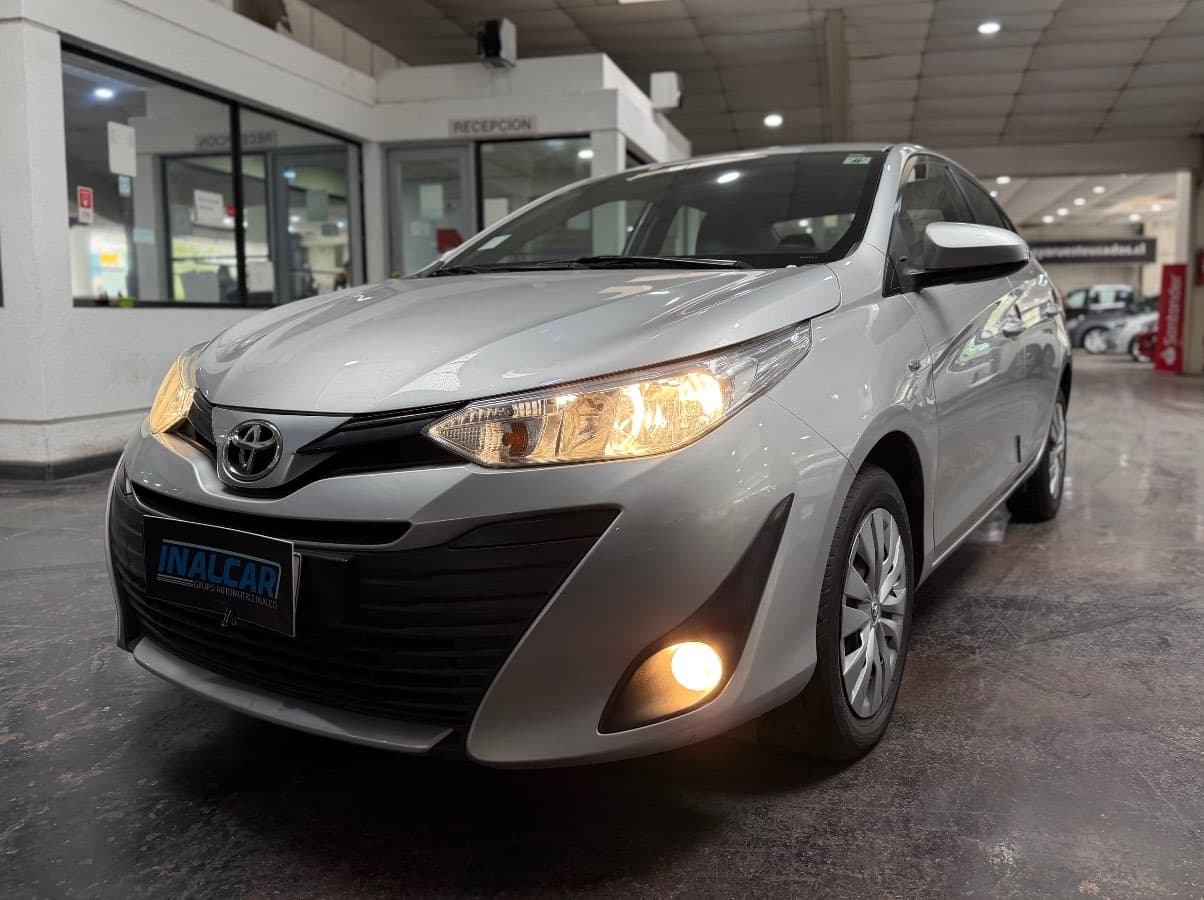 Toyota YARIS 2021 (1/20)